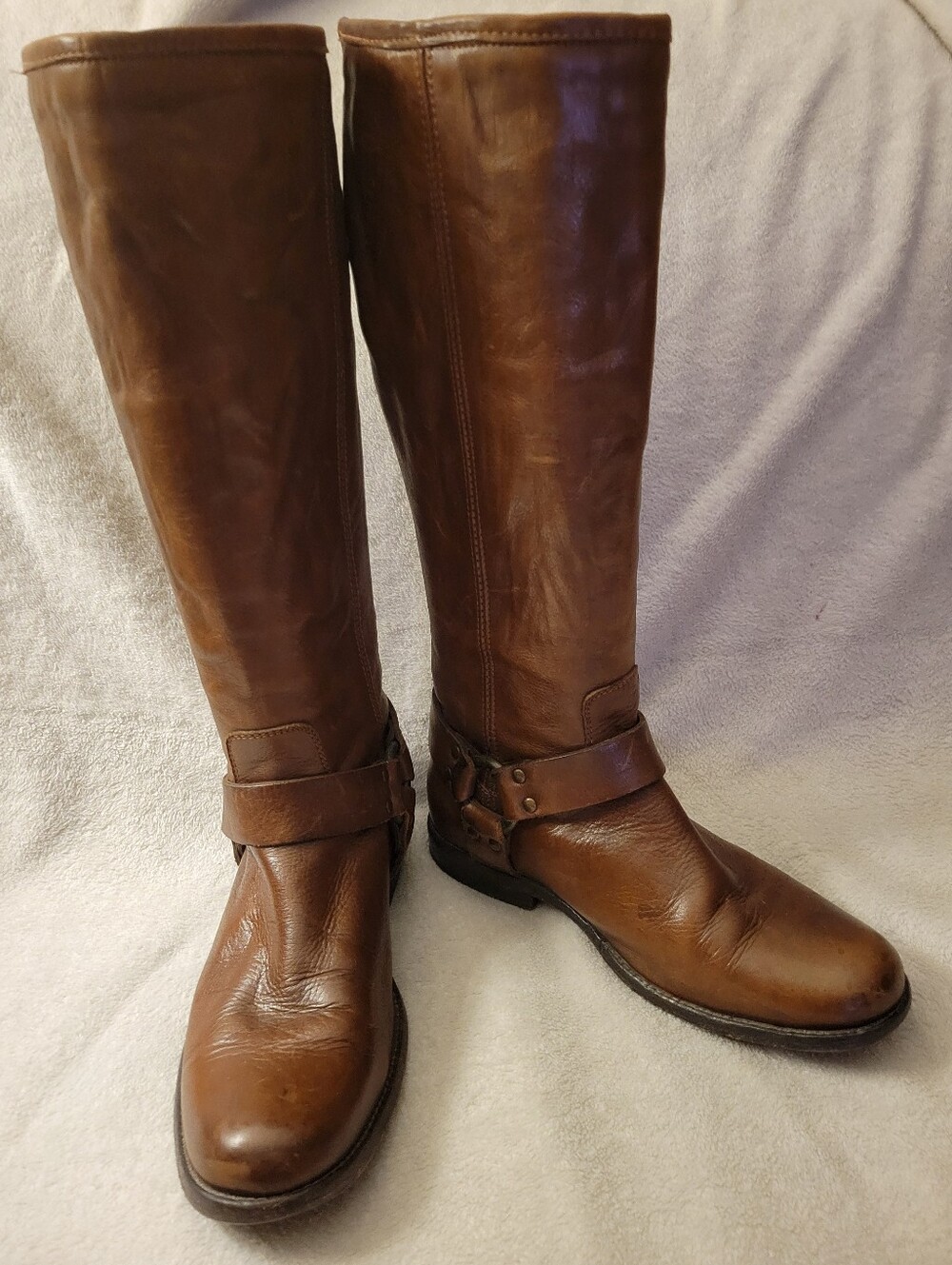 Frye Knee High Boots Size 8B. Brown Leather